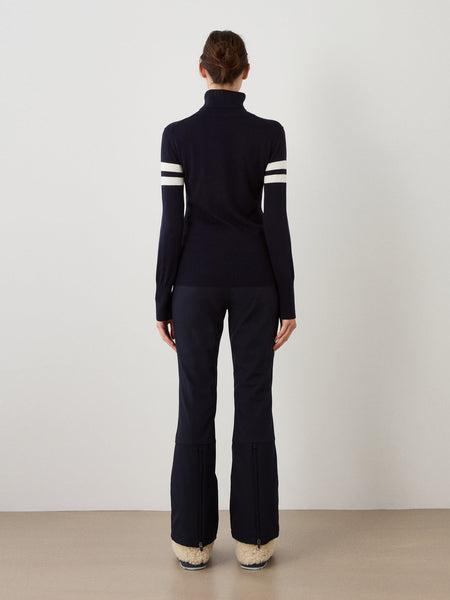 We Norwegians Women's Bibi Fitted Sweater 2027
