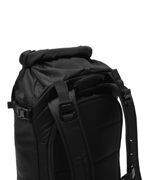 DB Snow Pro Backpack 32L 2025