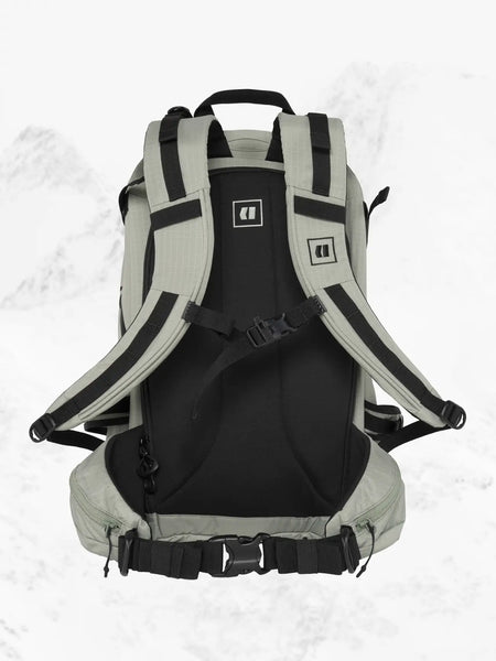 Armada Devo 32L Backpack 2026