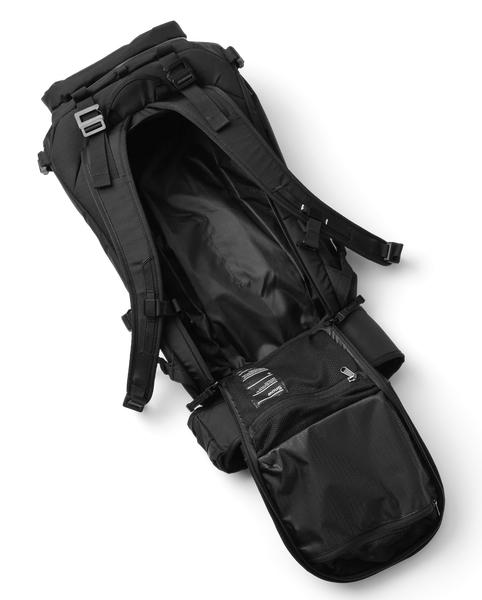 DB Snow Pro Backpack 25L 2025